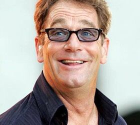 NEW YORK – JULY 28:  Musician Huey Lewis performs on ABC's Good Morning America summer concert series in Bryant Park on July 28, 2006 in New York City.  (Photo by Peter Kramer/Getty Images)