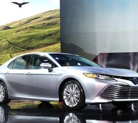 2018 Toyota Camry Video, First Look
