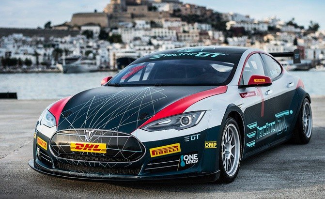 This Tesla Model S Goes 0-60 Faster Than a Bugatti