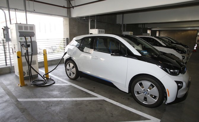 BMW To Put Up 100 Charging Stations In U.S. National Parks