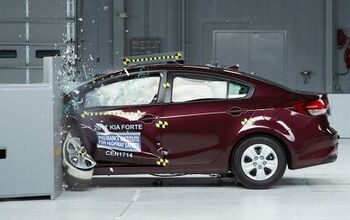 2017 Kia Forte Earns Top Safety Marks From IIHS