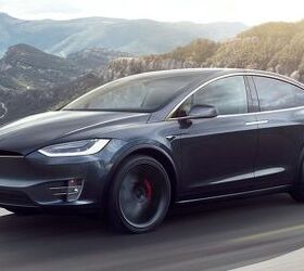Tesla Lowers Price of the Fastest Model S and Model X