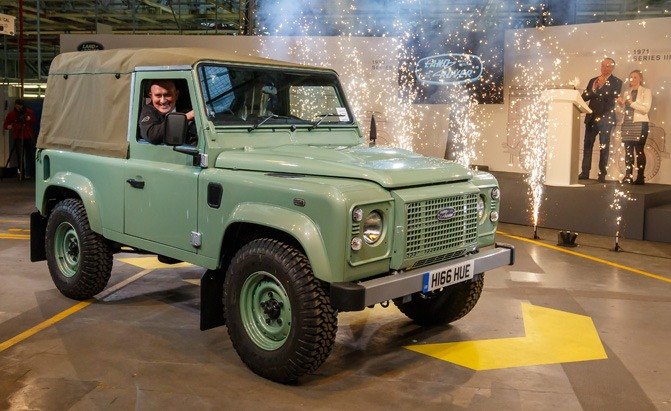 Land Rover Defender Will Return to North America