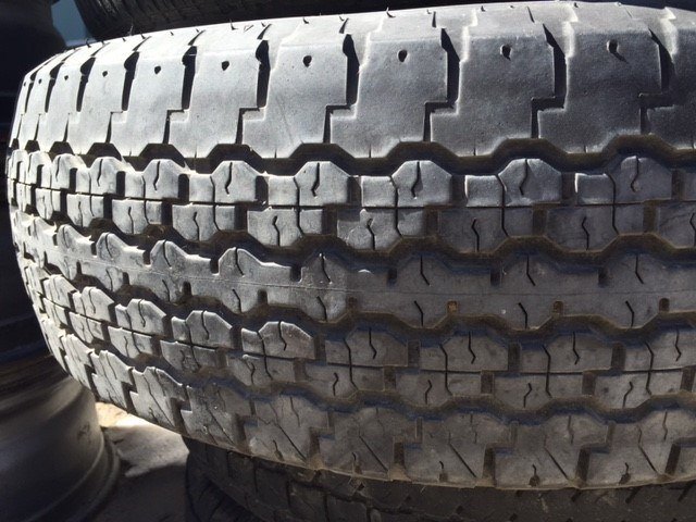 7 easy ways to tell if you need to buy new tires