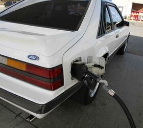 Analyst Predicts EVs Will Cause Oil Prices to Dip to $10 a Barrel