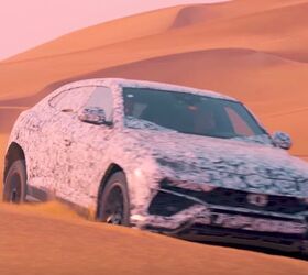 Lamborghini Urus Shreds Some Sand Dunes in 'Sabbia' Mode