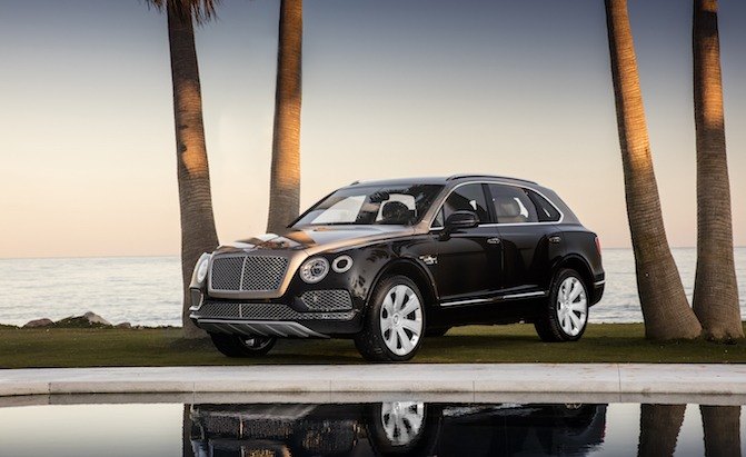 Bentley Bentayga V8 With 542 HP Coming for 2019 Model Year