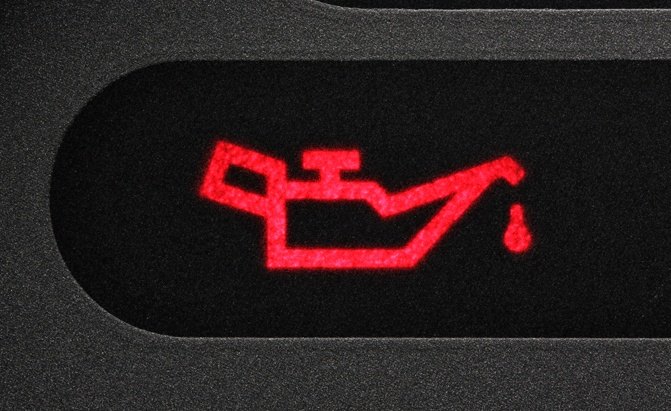 3 warning lights that mean stop driving right now