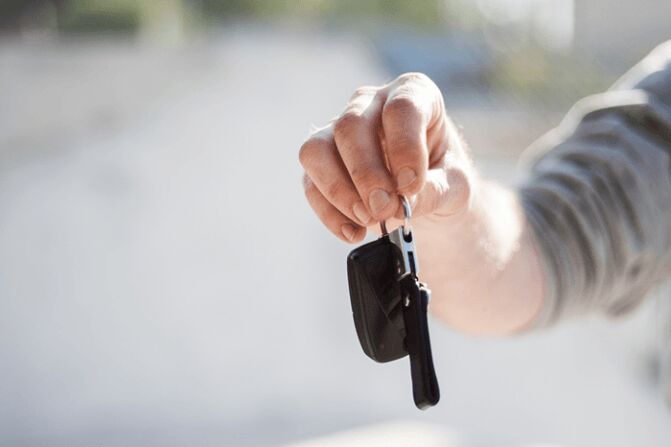 Pros and Cons of Leasing a Car