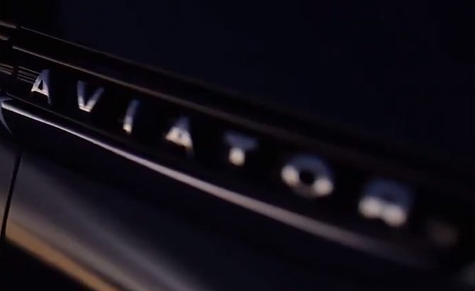 lincoln is finally bringing back the aviator nameplate
