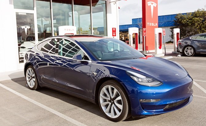 Tesla Model 3 Output Now at Over 2,000 Cars a Week, But Still Short of Goal