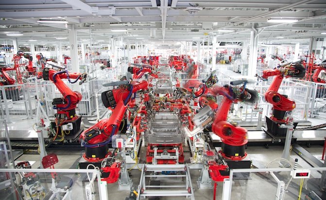 Tesla Idling Model 3 Production to Improve Manufacturing Process