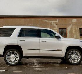 Cadillac Offers $10k Escalade Discount Amid Arrival of New Lincoln Navigator