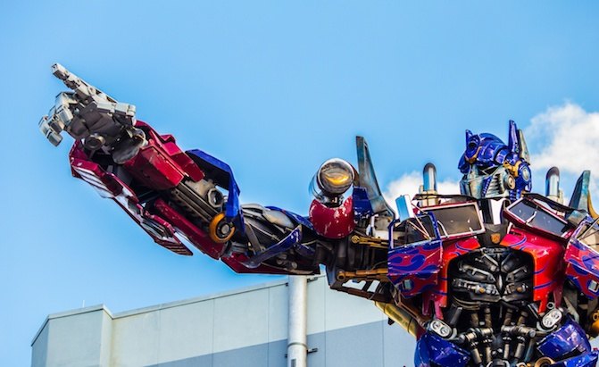 GM Wants to Make Actual Transformers (Kinda)