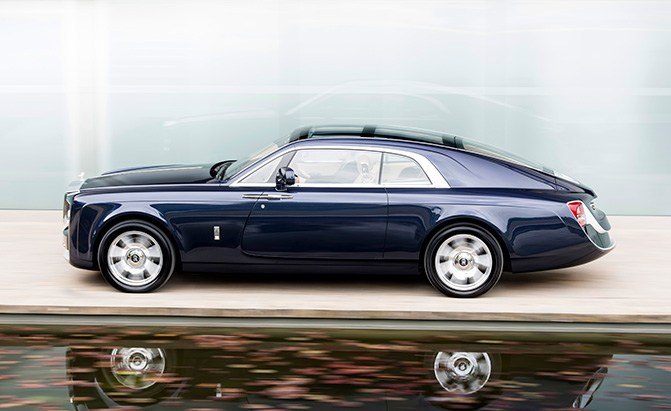 The Next Coachbuilt Rolls-Royce Could Be Called 'Boat Tail'