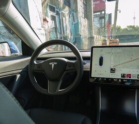 Musk: Tesla Self Driving Autopilot Chip Coming in 2019