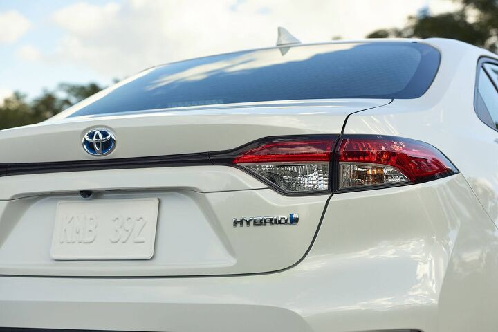 2020 toyota corolla hybrid debuts with prius underpinnings