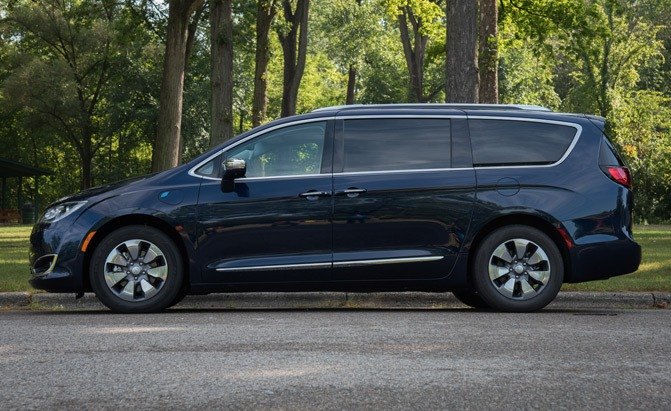 7 things to know about the chrysler pacifica hybrid