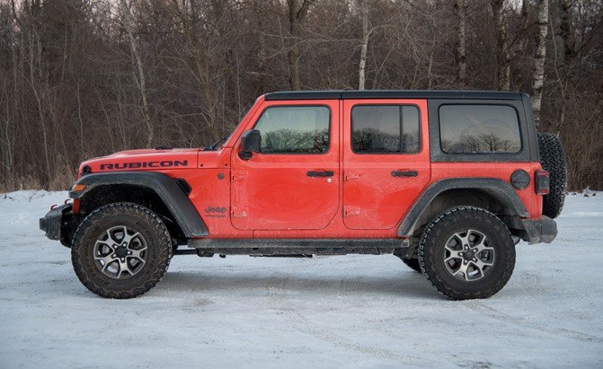 why the four cylinder hybrid is the best powertrain in the jeep wrangler the short