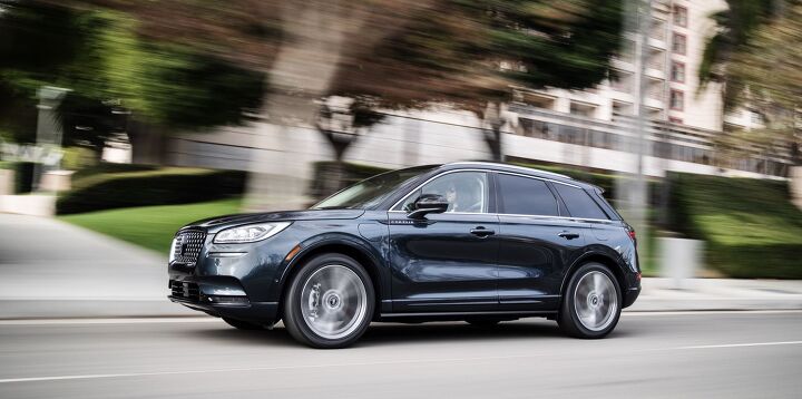 2021 lincoln corsair grand touring adds more plug in power to luxury brand