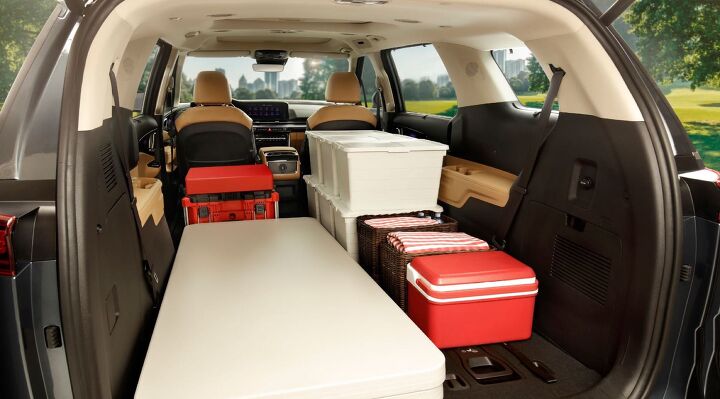 2022 kia sedona shows off reclining relaxation seats and clean new looks