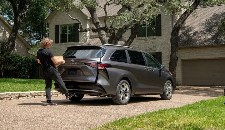 2021 toyota sienna starts from 35 635 to hit dealerships in november