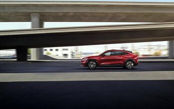 2021 Ford Mustang Mach-E Certifies 300-Mile Range