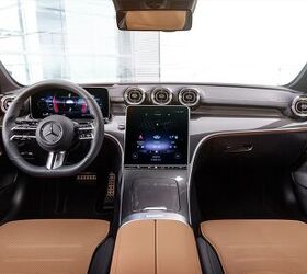 Mercedes-Benz C-Klasse, 2021, Selenitgrau magno, Leder zweifarbig Sienabraun/Schwarz. Interieur 
Mercedes-Benz C-Class, 2021, selenite grey magno, siena brown/black leather. Interior
