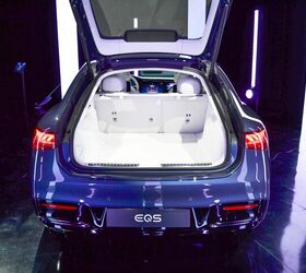 2022 mercedes benz eqs preview hands on with the new ev luxury standard