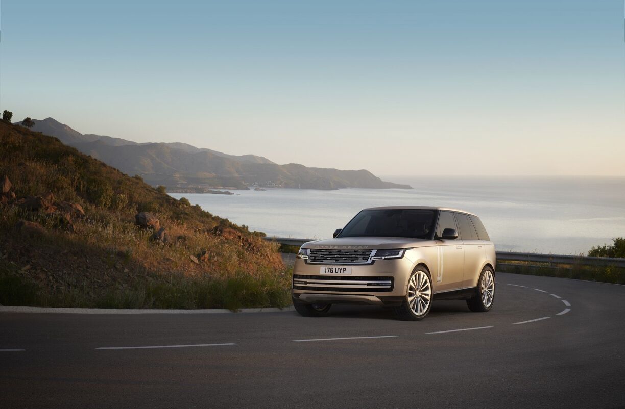 Ranger Rover 3 Rows Luxury 3-Row SUVs: Top 10 | AutoGuide.com