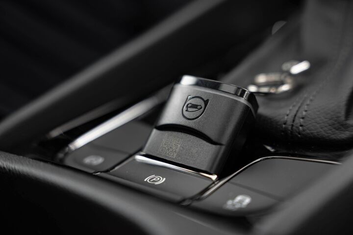 How to Use Your Smartphone for Volkswagen or Audi Coding | AutoGuide.com