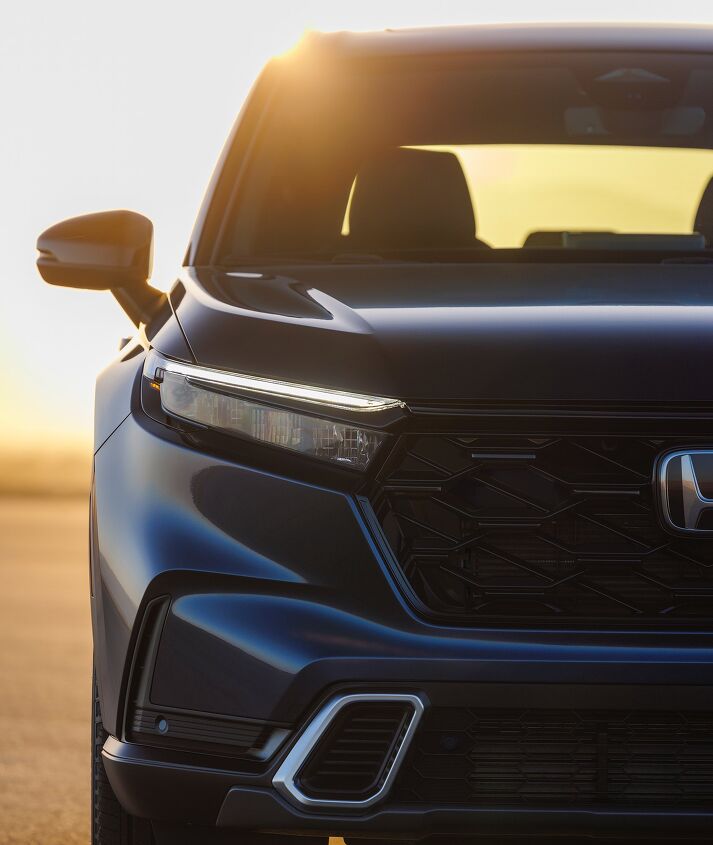 2023 honda cr v shows off interior more details coming july 12