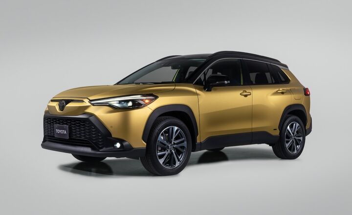 2023 Toyota Corolla Cross Hybrid is the One You Want