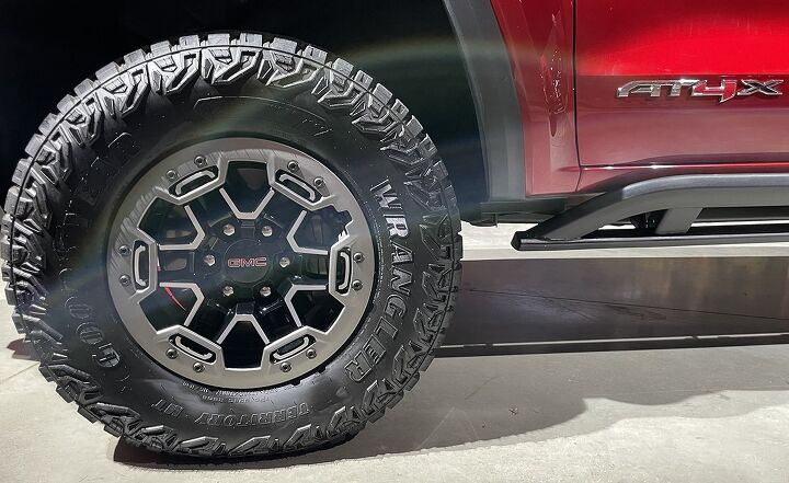 2023 gmc canyon at4x edition 1 hands on preview 5 standout features of this off road