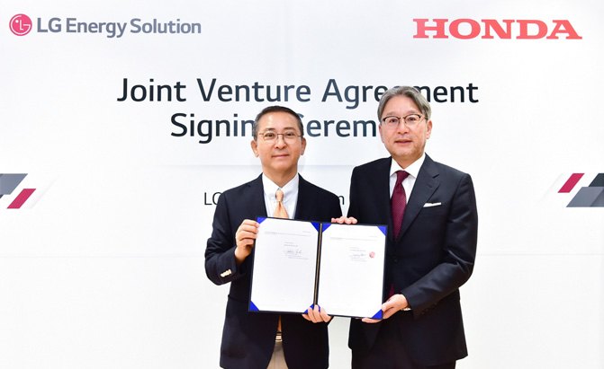 honda and lg energy solutions announce a joint venture to build batteries in the us
