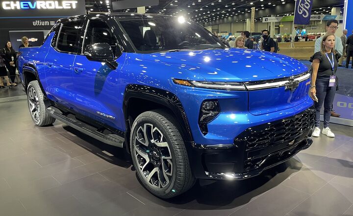 2024 Chevrolet Silverado EV RST Hands-On Preview: 5 Cool Features of Chevy's Upcoming Electric Pickup