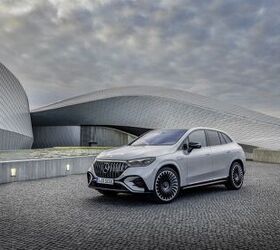 Der neue Mercedes-AMG EQE 53 4MATIC+ SUV (Vorlaufige Angaben WLTP | Stromverbrauch kombiniert: 27,8-22,6 kWh/100 km; CO2-Emissionen kombiniert: 0 g/km; Elektrische Reichweite: 375-470 km); Exterieur : MANUFAKTUR alpingrau uni ; Interieur: Leder Nappa AMG – schwarz / spacegrau // The new Mercedes-AMG EQE 53 4MATIC+ SUV (Provisional data WLTP | combined electrical consumption: 27.8-22.6 kWh/100 km; combined CO2 emissions: 0 g/km; Electrical range: 375-470 km); exterior: MANUFAKTUR alpine grey solid; interior: AMG nappa leather – black / space grey