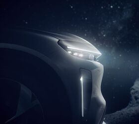 the lucid gravity is super ev suv flagship with a huge glass roof