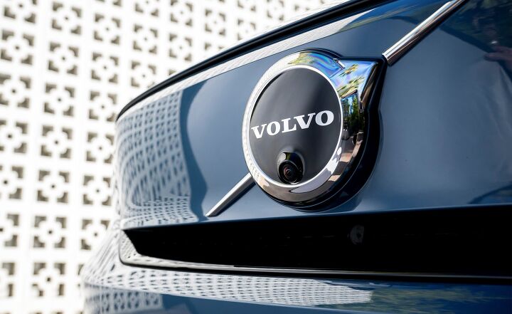 Volvo EX30 Entry-Level EV Crossover Coming In 2023