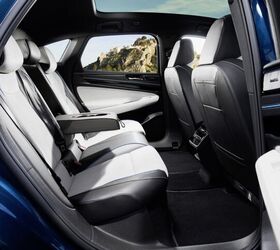 2025 volkswagen id 7 is a large ev sedan flagship promising big range