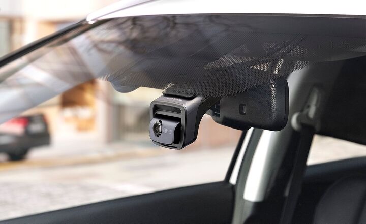 Dash Cam powered by rearview mirror : r/KiaNiroEV