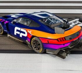 洋書 MUSTANG The Racing Thoroughbred sddefault.jpg