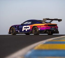 洋書 MUSTANG The Racing Thoroughbred sddefault.jpg