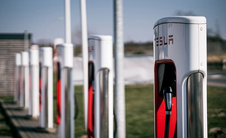 report owners of other ev brands want to switch to tesla s nacs plugs