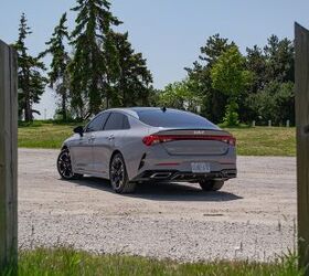 Honda Accord Vs Kia K5 Comparison | AutoGuide.com