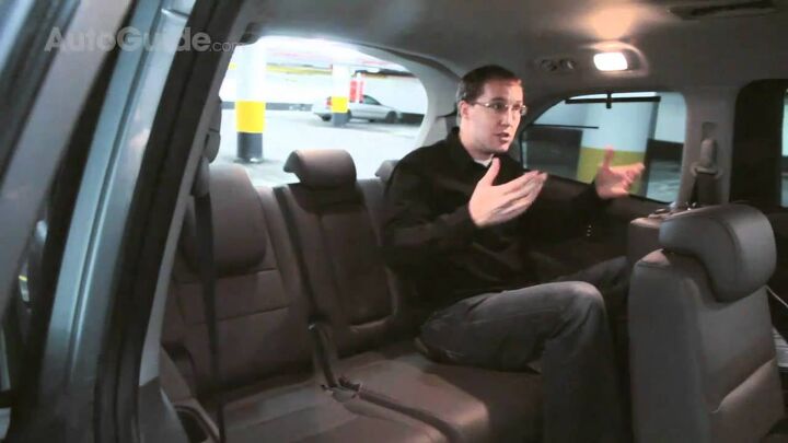 2011 Honda Odyssey Touring Elite Review [Video]