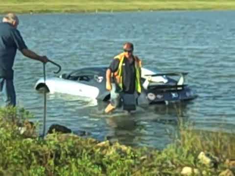 VIDEO: Bugatti Veyron Pulled From Saltwater Lagoon After Crash