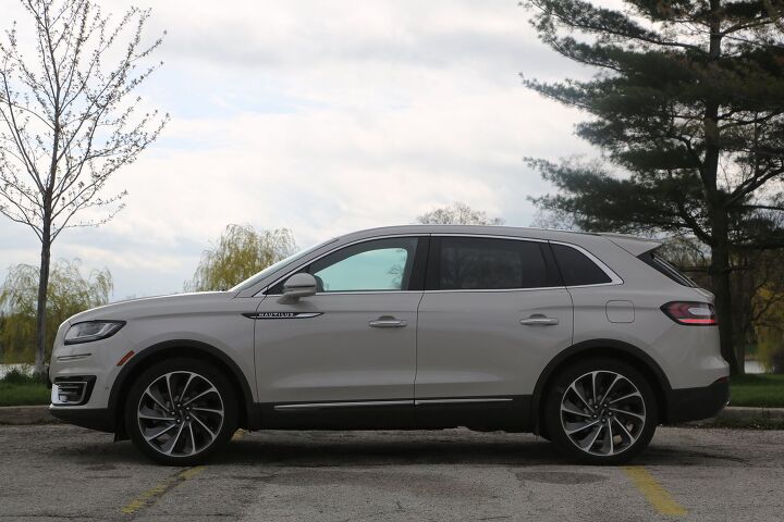 2019 lincoln nautilus vs 2019 infiniti qx50