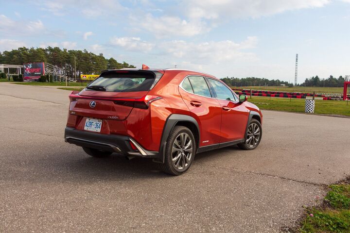 lexus ux vs cadillac xt4 comparison