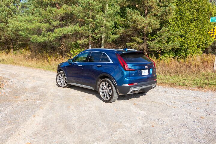 lexus ux vs cadillac xt4 comparison